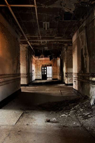 Dead Places - Photo of the Abandoned Riverside State Hospital