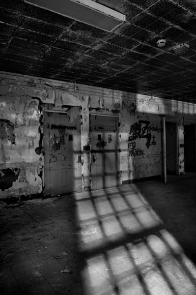 Exposure - Photo of the Abandoned Metropolitan State Hospital