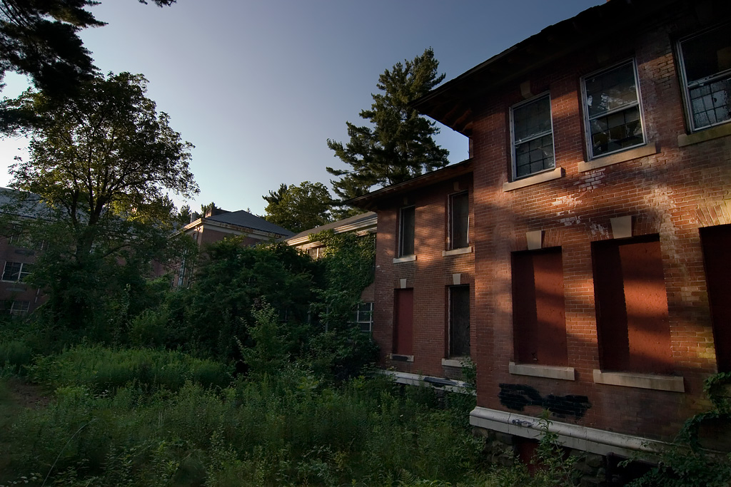 Green Hill State Hospital (pseudonym): an Abandoned Psychiatric ...